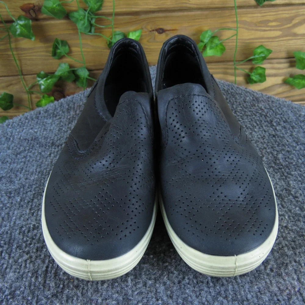 Ecco Slip-On Sneakers Kids 5 Black Leather Casual Comfort‎